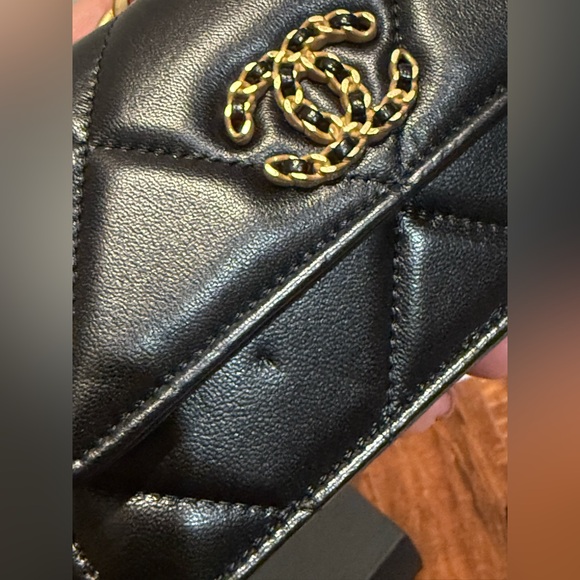 Chanel Lambskin Quilted Chanel 19 Wallet On Chain WOC Black - Picture 4 of 13
